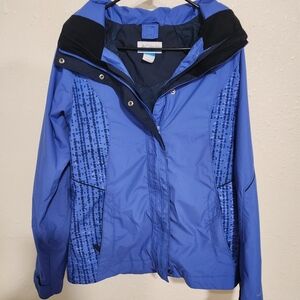 Columbia Sportswear Omni Tech, Girls 18/20. Outer Shell.
